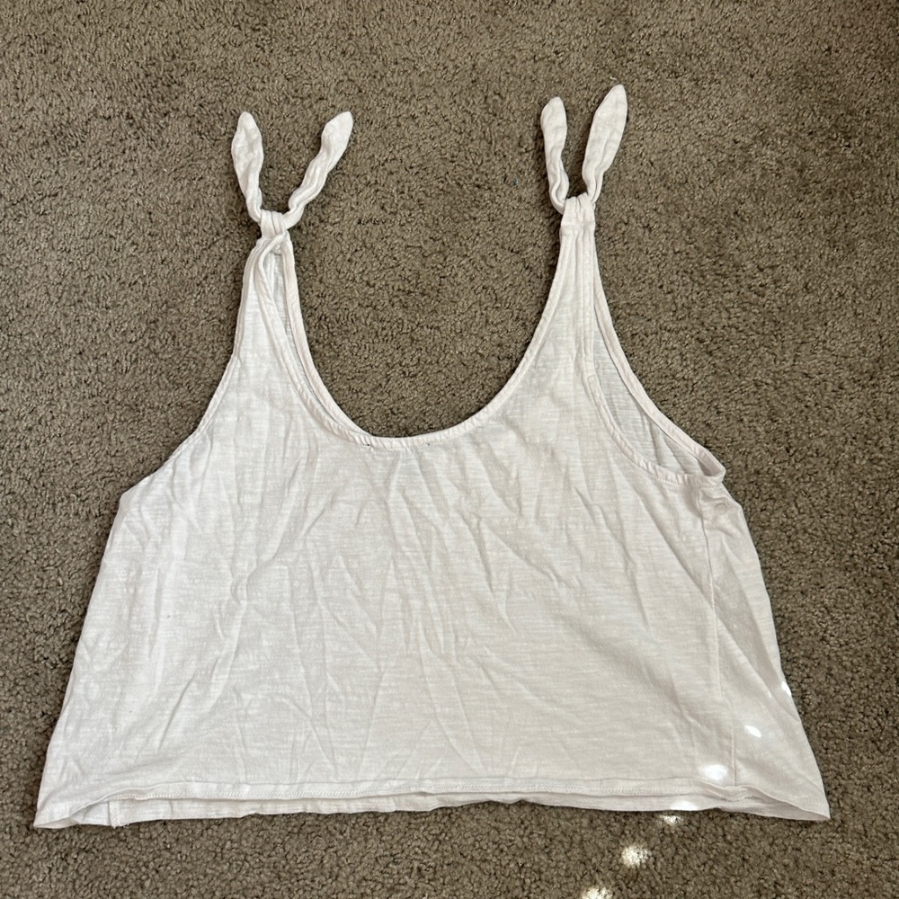 FOREVER 21 WHITE TANK TOP WITH TIE SLEEVES